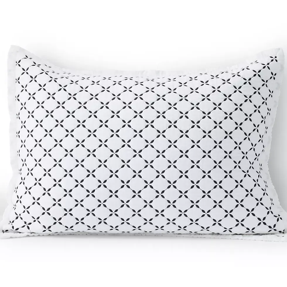 Embroidered Diamond Double Voile Quilt