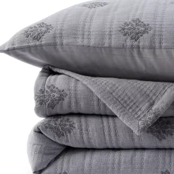 Embroidered Matelasse Bed Coverlet