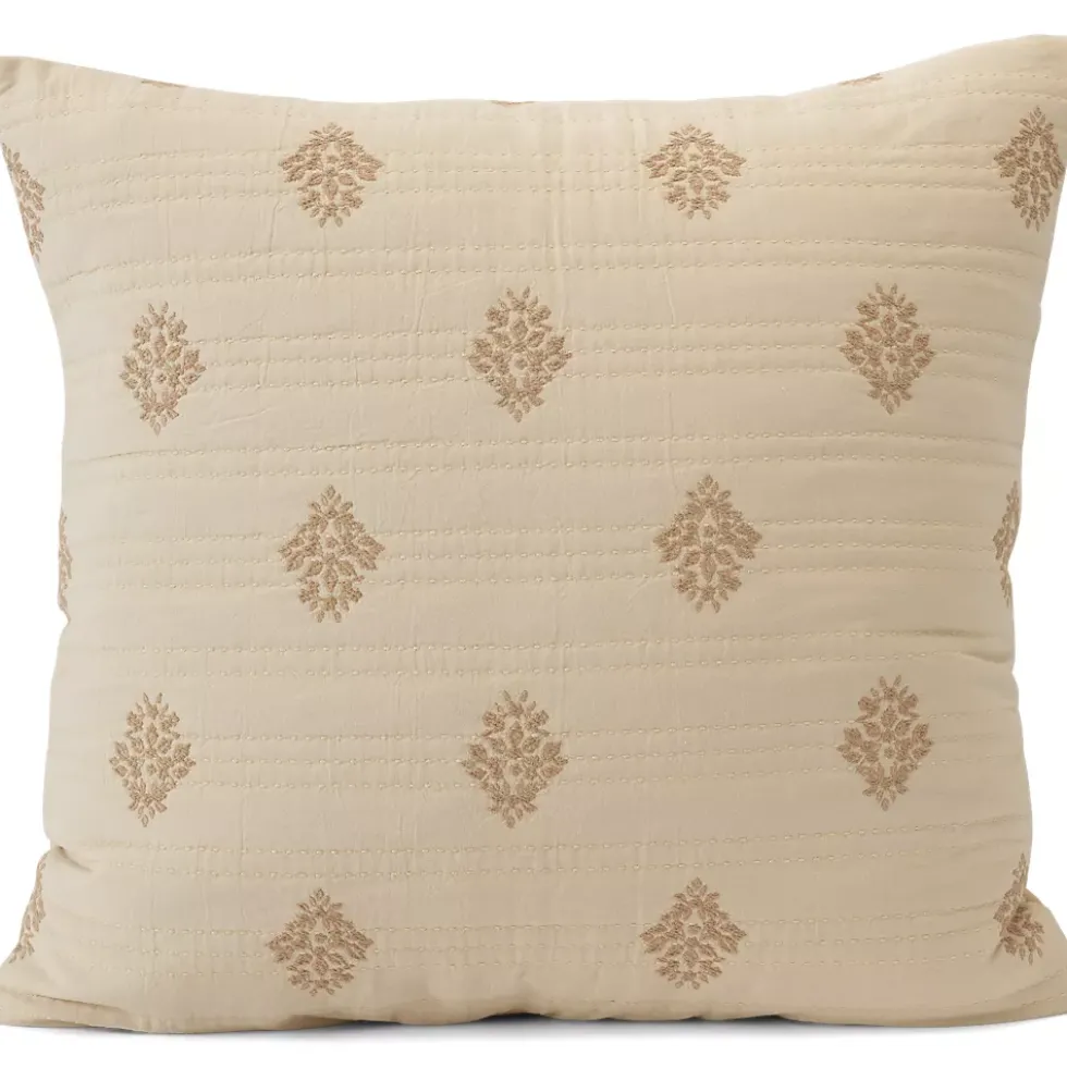Embroidered Matelasse Bed Coverlet