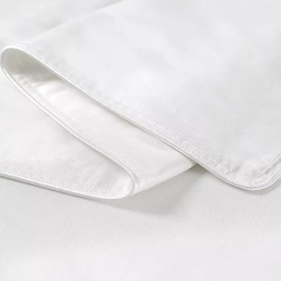 Martha Stewart Silk Comforter - 300 thread count