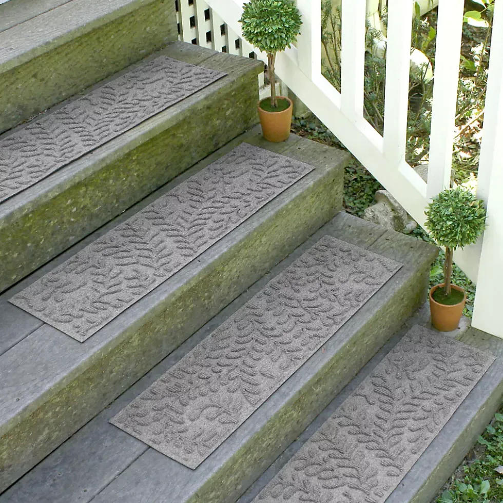Matterly 8.5" x 30" Boxwood Waterhog® Stair Treads - Set of 4