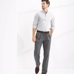 Men's No Iron Comfort Waist Traditional Fit Pleated Front Chino Pant