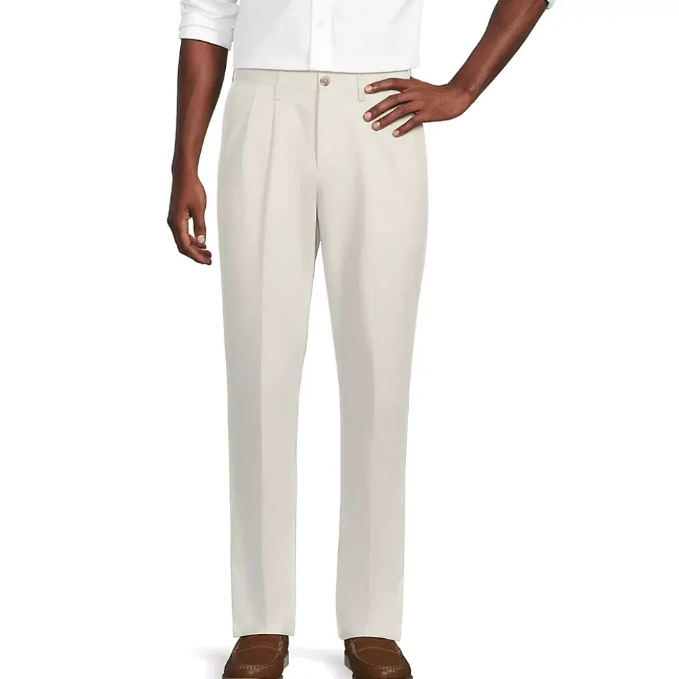 Men's No Iron Comfort Waist Traditional Fit Pleated Front Chino Pant