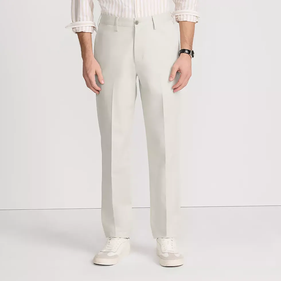 Men's No Iron Traditional Fit Plain Front Chino Pant