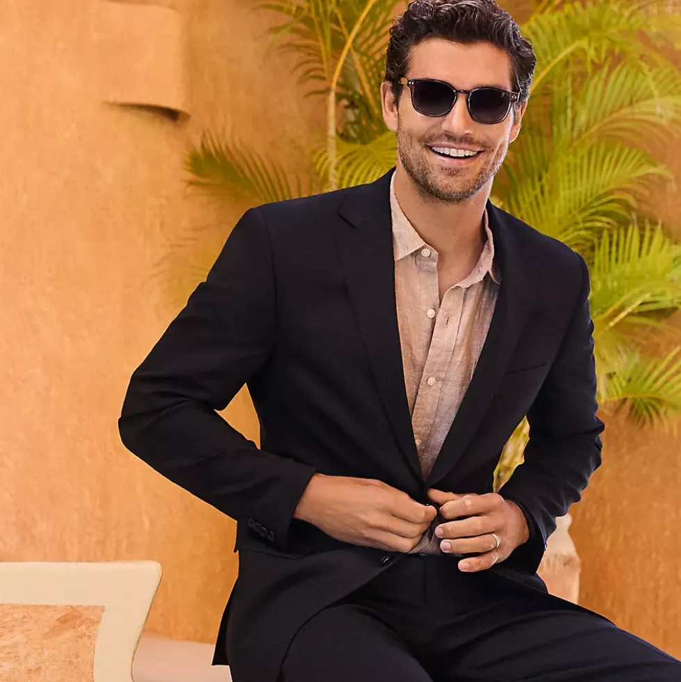 Men's Traditional Fit Year'rounder Stretch Wool Suit Jacket