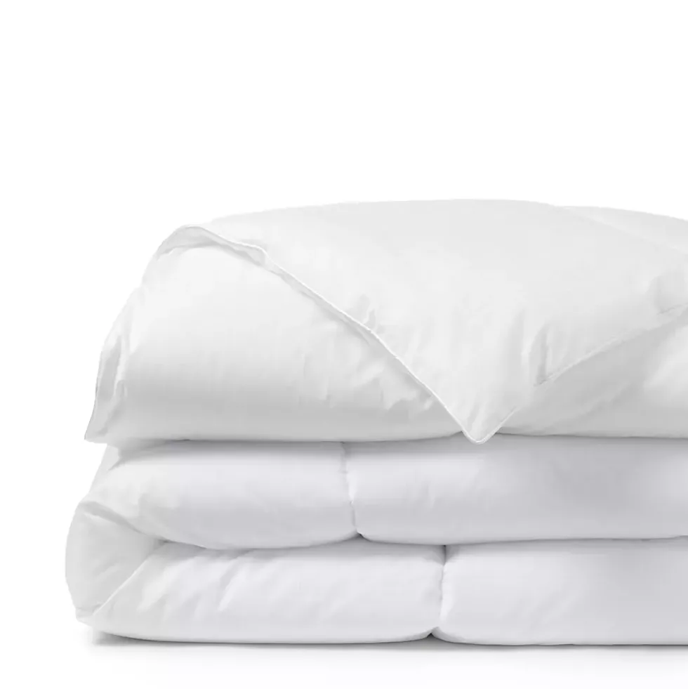 Temperature Regulating Comforter
