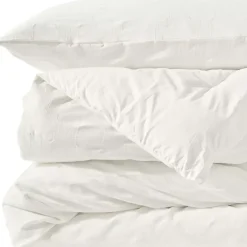 Textured Pattern Comforter