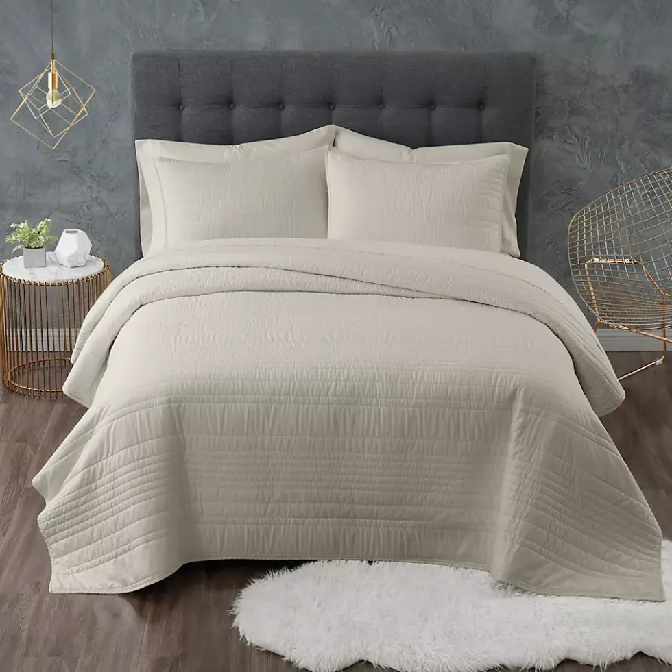 Truly Calm Antimicrobial Quilt Bedding Set