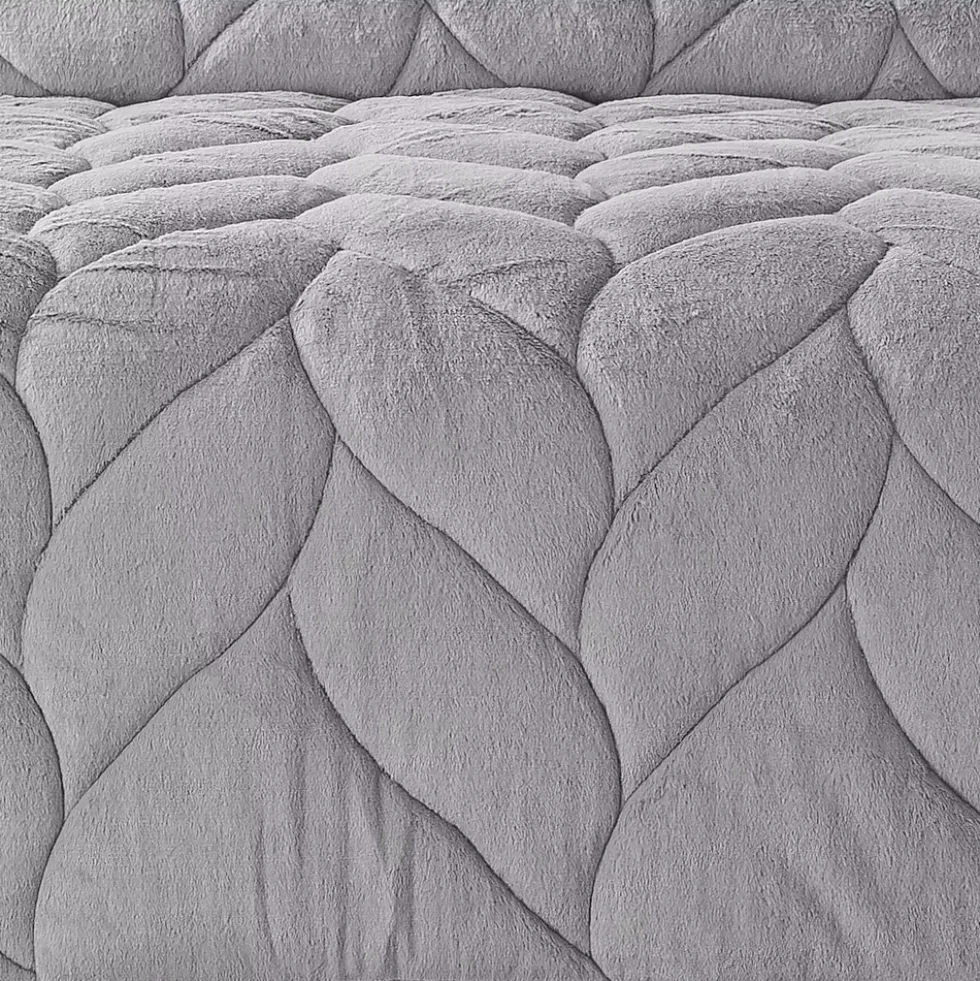 Waverly Cozy Reversible Down Alternative Fleece Comforter