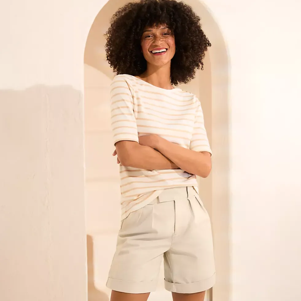 Women's Chino High Rise Pleated 7" Shorts