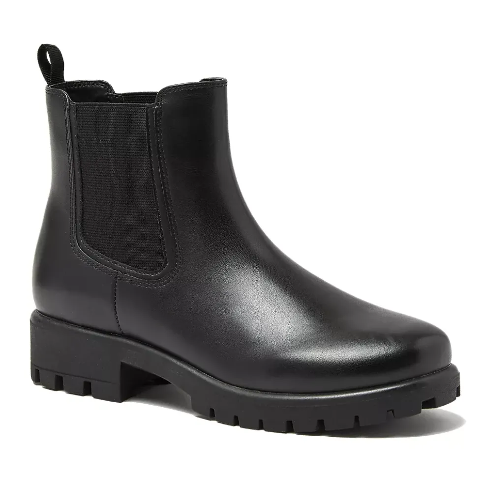 Women's Classic Leather Chelsea Boots