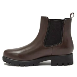 Women's Classic Leather Chelsea Boots