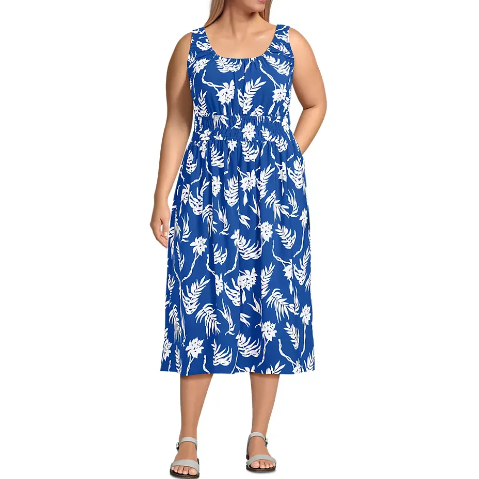 Women's Creaseless Scoop Neck Smocked Midi Dress