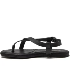 Women's Essential Strappy Flat Sandals