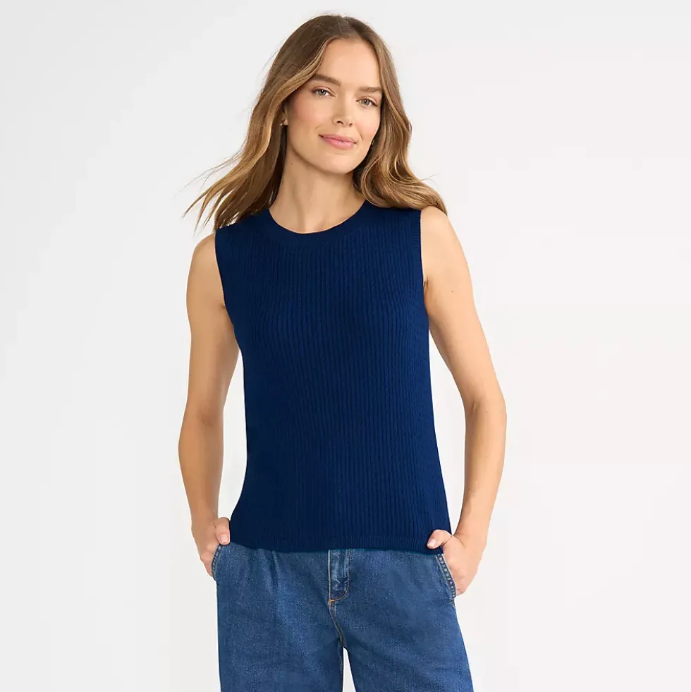 Women's Fine Gauge Baby Cable Crew Neck Sleeveless Sweater - Set Top