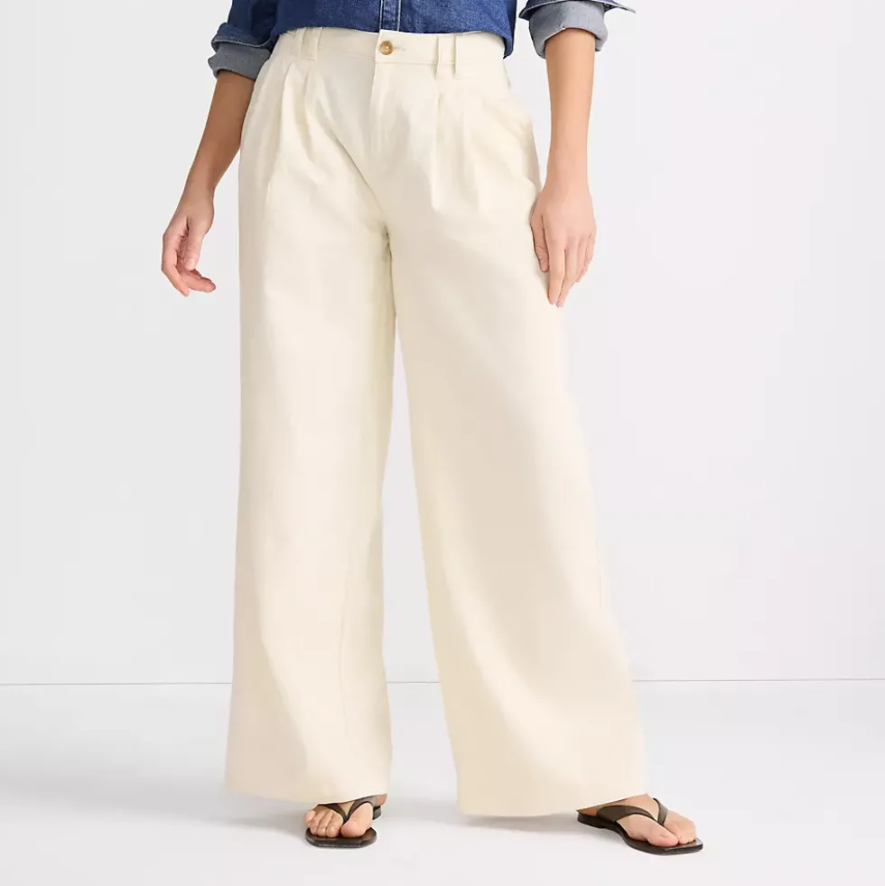 Women's Lightweight Denim Mid Rise Pleated Slouchy Jeans