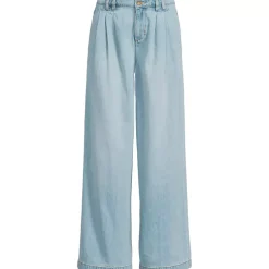 Women's Lightweight Denim Mid Rise Pleated Slouchy Jeans