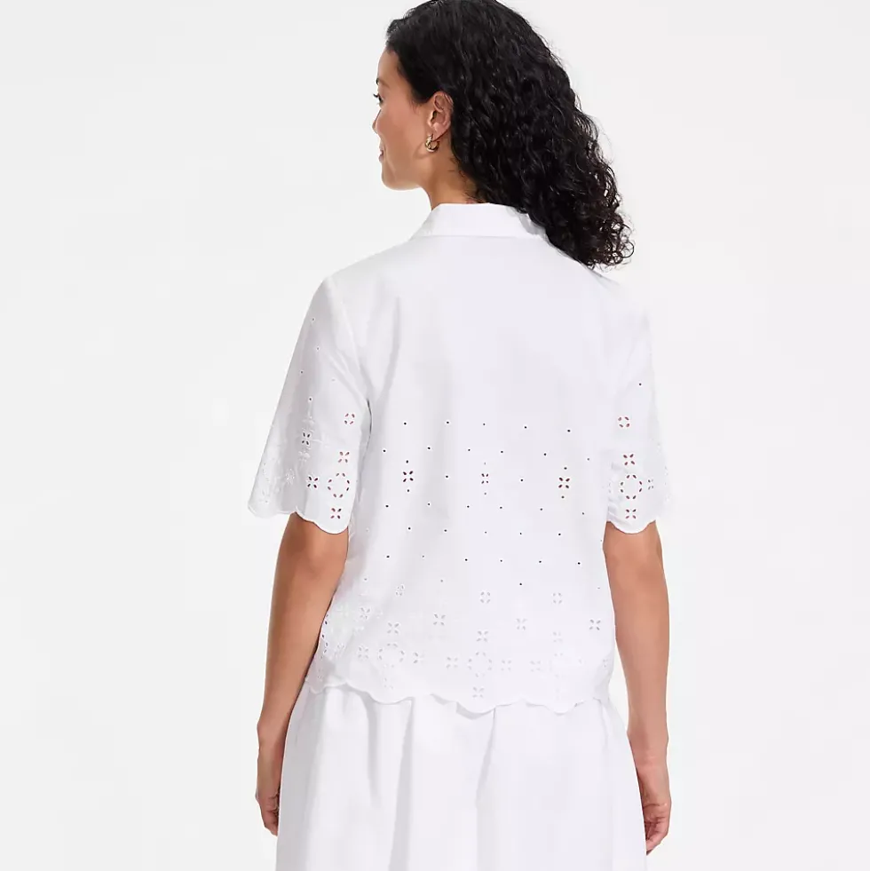 Women's Poplin Eyelet Button Front Shirt