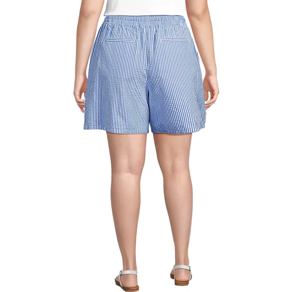 Women's Seersucker High Rise Pull On 7" Shorts