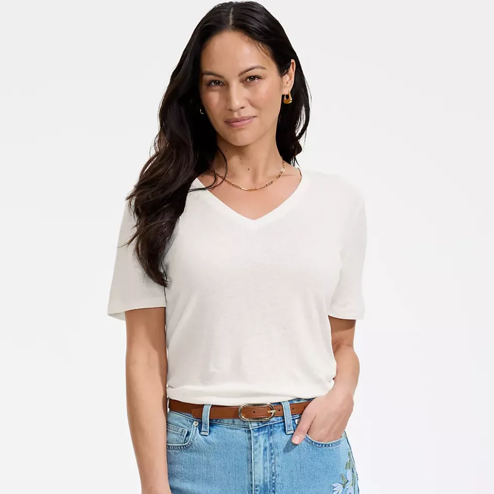 Women's Short Sleeve Linen Blend V-Neck Tee