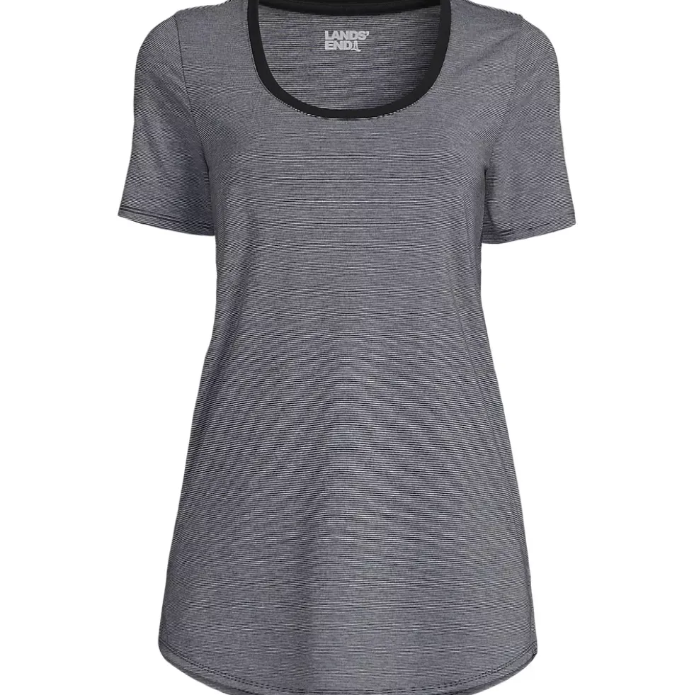 Women's Short Sleeve Power Performance Scoop Neck Curved Hem Tunic Tee