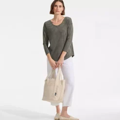 Women's 3/4 Sleeve Lightweight Jersey Shirttail Tee