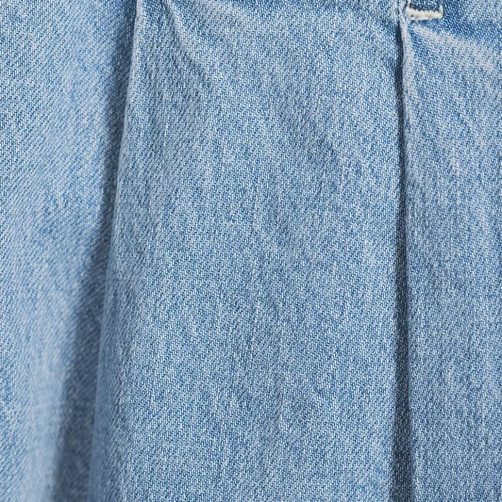 Women's Soft Denim High Rise 7" Pleated Trouser Shorts