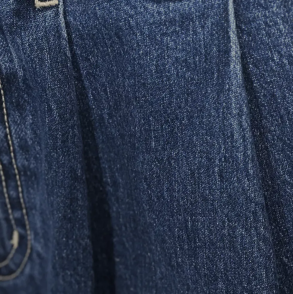 Women's Soft Denim High Rise 7" Pleated Trouser Shorts