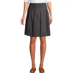 Women's Top of Knee Solid Box Pleat Skirt